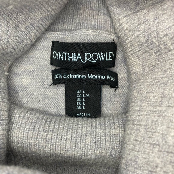 Cynthia Rowley Extrafine Merino Wool Turtleneck Sweater in grey - Picture 2 of 2